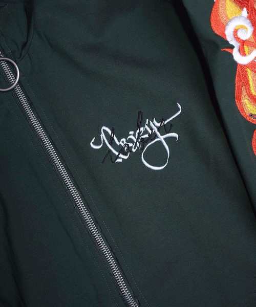 rovtski（ロフトスキー）の「LEESMA ドラゴンジャージー/LEESMA DRAGON JERZY（ブルゾン・レディース・ブラック/グリーン・FREE）」の8枚目の写真