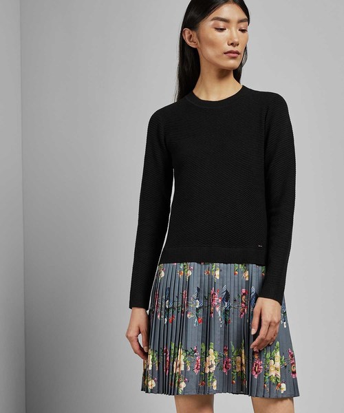 Ted Baker(テッドベーカー)の「IZITAA 新作 花柄ニットワンピース(ワンピース)」|ブラック