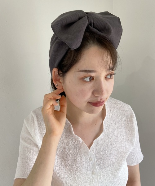 CLEA（クレア）の「ビック リボン ターバン（ヘアバンド・レディース・ブラック/ベージュ/グレー/アイボリー/ブラウン/オリーブ/ダークブラック/ブルー・FREE）」の14枚目の写真