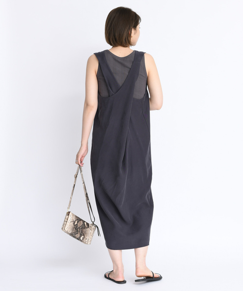 DouDou（ドゥドゥ）の「バッククロスワンピース（ワンピース・レディース・ベージュ/ピンク/チャコールグレー・FREE）」の21枚目の写真