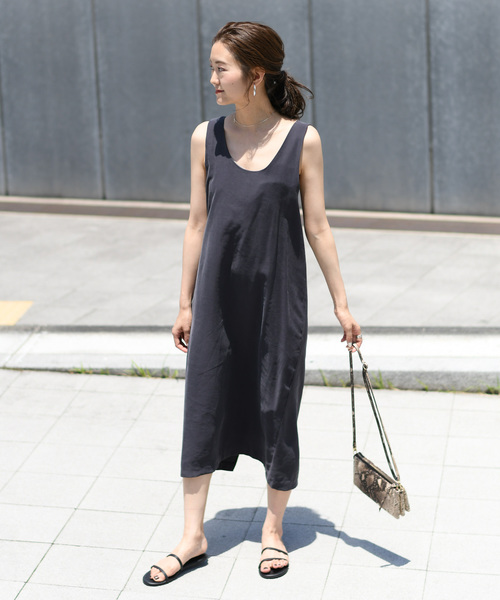 DouDou（ドゥドゥ）の「バッククロスワンピース（ワンピース・レディース・ベージュ/ピンク/チャコールグレー・FREE）」の14枚目の写真