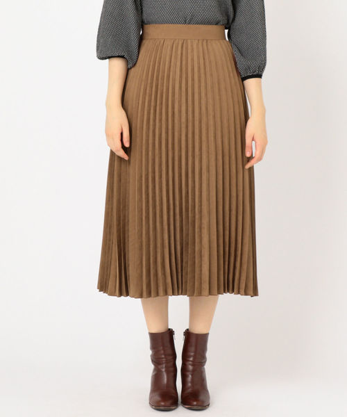 SHIPS(シップス)の「フェイクスエードプリーツスカート◇(スカート・レディース・オフホワイト/ピンク/ベージュ系その他/ライトピンク/ベージュ/ネイビー/ブラウン・ONE SIZE)」の22枚目の写真