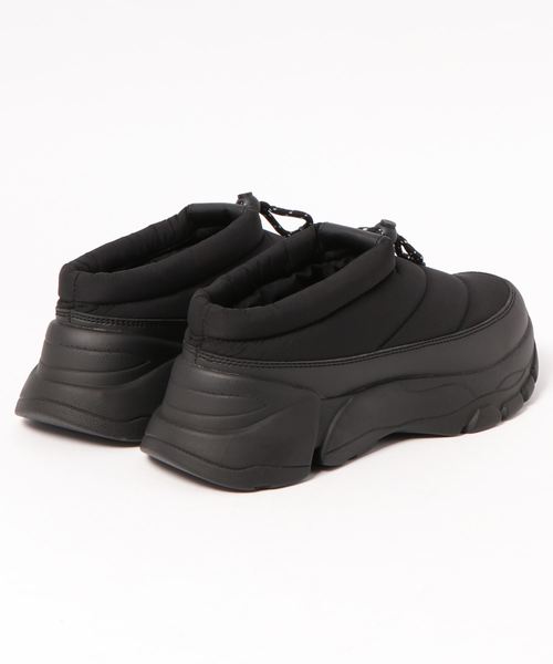 LOWRYS FARM（ローリーズファーム）の「キルティングシューズ　854605（スニーカー・レディース・ブラック・MEDIUM/LARGE）」の3枚目の写真