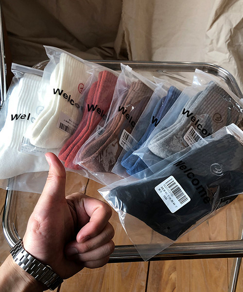 MASONPRINCE(メイソンプリンス)の「【MASONPRINCE】シンプル ブランドロゴ 8カラーソックス(ソックス/靴下・メンズ・ブラック/ブルー/ブラウン/グレー/アイボリー/カーキ/レッド/ホワイト・FREE)」の21枚目の写真