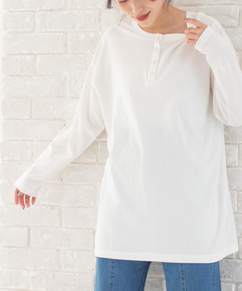 Mysa&Liina（ミーサリーナ）の「ヘンリーネックBIGロングTシャツ（Tシャツ/カットソー・レディース・ブラック/オフホワイト/サックスブルー/ラベンダー・M）」の2枚目の写真