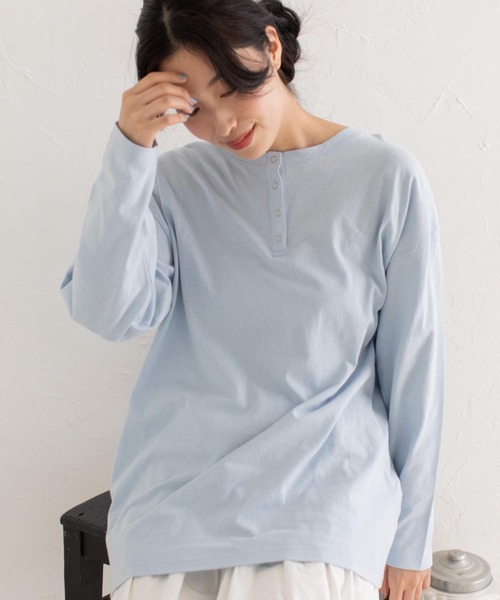 Mysa&Liina（ミーサリーナ）の「ヘンリーネックBIGロングTシャツ（Tシャツ/カットソー・レディース・ブラック/オフホワイト/サックスブルー/ラベンダー・M）」の4枚目の写真