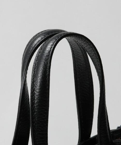 LAURA DI MAGGIO（ローラディマッジオ）の「[別注][ローラディマッジオ][LAURA DI MAGGIO] FFC ミニ ボックス2WAY バッグ（ショルダーバッグ・レディース・モカ/ブラック・FREE）」の4枚目の写真