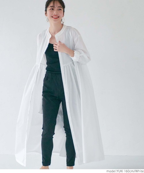 coca(coca)(コカ)の「バンドカラーウエストギャザーワンピース(シャツワンピース・レディース・ブラック/ホワイト・ONE SIZE)」の9枚目の写真