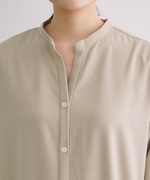 ADAM ET ROPE'（アダムエロペ）の「サイドスリットシャツワンピース（ワンピース・レディース・グリーン系その他2/ベージュ/キャメル/ダークブラウン・FREE）」の8枚目の写真