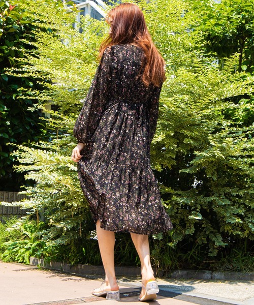 WEGO（ウィゴー）の「WEGO/フラワーフリルワンピース（ワンピース・レディース・ホワイト/ブラック・FREE）」の8枚目の写真