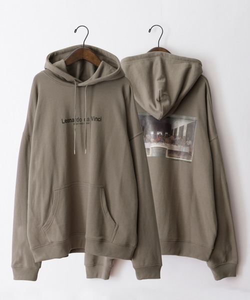 MONO-MART（モノマート）の「別注プリントART オーバーサイズ裏毛プルオーバーパーカー（パーカー・メンズ・ブラウン系その他3/ベージュ系その他/ホワイト系その他2/ホワイト系その他/ベージュ系その他4/グリーン系その他2/ブラック系その他4/ホワイト系その他3/ブラウン系その他/ブラック系その他/グリーン系その他4/グレー系その他3/グレー系その他5/ベージュ系その他3/ホワイト系その他4/グリーン系その他/グレー系その他4/ベージュ系その他2/ブラウン系その他2/グリーン系その他5/ブラウン系その他4/ブラック系その他5/ホワイト系その他5/グレー系その他2/グレー系その他/ブラック系その他3/グリーン系その他3/ベージュ系その他5/ブラウン系その他5/ブラック系その他2・M/L/S）」の18枚目の写真