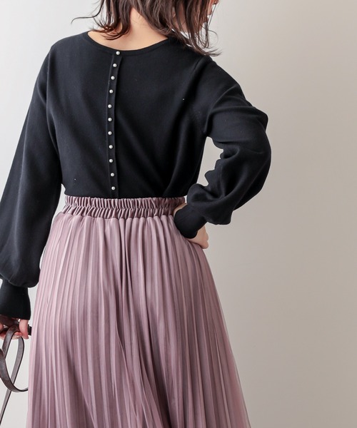 natural couture(ナチュラルクチュール)の「バックパールニットプルオーバー(ニット/セーター・レディース・ブラック/ブラウン/モカ/グリーン/サックスブルー・FREE)」の21枚目の写真