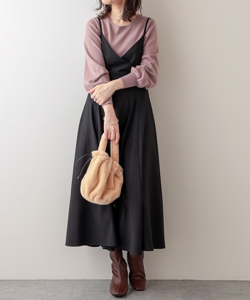 natural couture(ナチュラルクチュール)の「バックパールニットプルオーバー(ニット/セーター・レディース・ブラック/ブラウン/モカ/グリーン/サックスブルー・FREE)」の10枚目の写真
