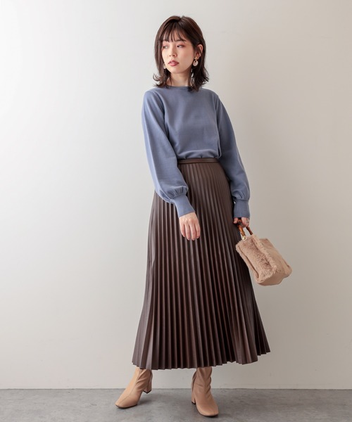 natural couture(ナチュラルクチュール)の「バックパールニットプルオーバー(ニット/セーター・レディース・ブラック/ブラウン/モカ/グリーン/サックスブルー・FREE)」の19枚目の写真
