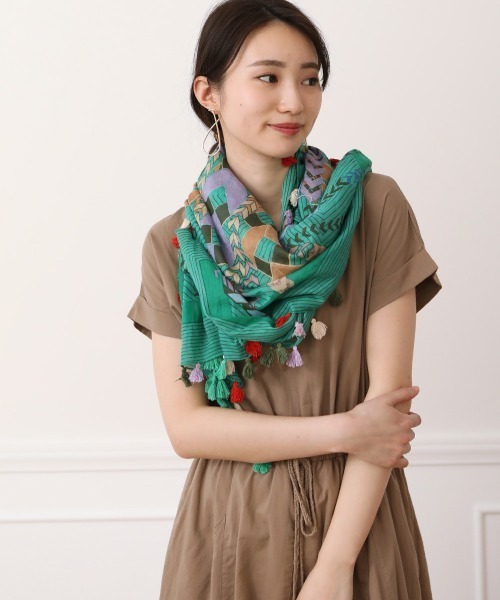 Bou Jeloud（ブージュルード）の「アソート柄インパクトストール（マフラー・レディース・A/B/C・FREE）」の3枚目の写真