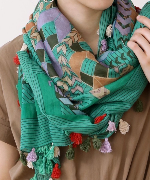 Bou Jeloud（ブージュルード）の「アソート柄インパクトストール（マフラー・レディース・A/B/C・FREE）」の4枚目の写真