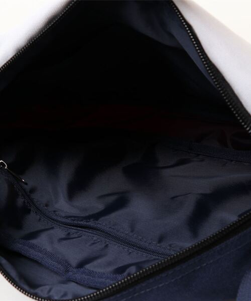 FILA(フィラ)の「【FILA/フィラ】ショルダーバッグ/フロント刺繍/ユニセックス(ショルダーバッグ・レディース・トリコロール/ブラック・FREE)」の3枚目の写真