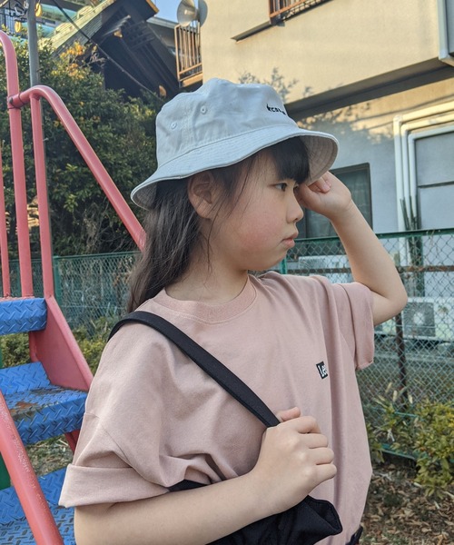 CONVERSE（コンバース）の「CONVERSE/コンバース　キッズ　ツイルバケットハット（ハット・キッズ・ホワイト/ブラック/ベージュ・FREE）」の6枚目の写真