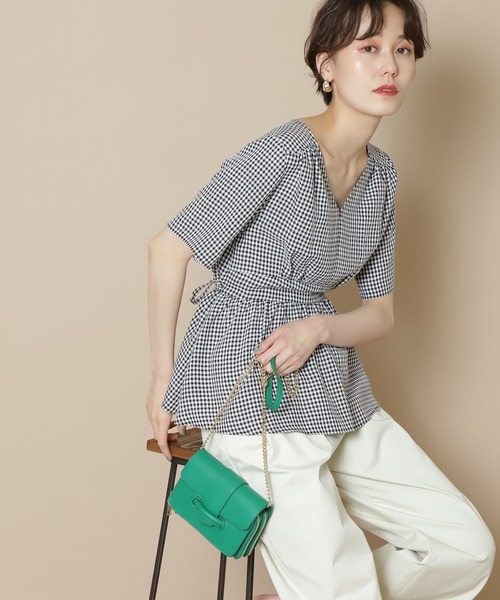 N.（N. Natural Beauty Basic）（エヌエヌナチュラルビューティーベーシック）の「◆半袖ペプラムブラウス（シャツ/ブラウス・レディース・ホワイト/ブラック/パープル/ブラック系その他/イエロー・MEDIUM）」の3枚目の写真