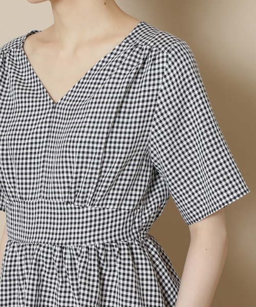 N.（N. Natural Beauty Basic）（エヌエヌナチュラルビューティーベーシック）の「◆半袖ペプラムブラウス（シャツ/ブラウス・レディース・ホワイト/ブラック/パープル/ブラック系その他/イエロー・MEDIUM）」の20枚目の写真