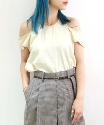 FALLED SHOULDER TOP