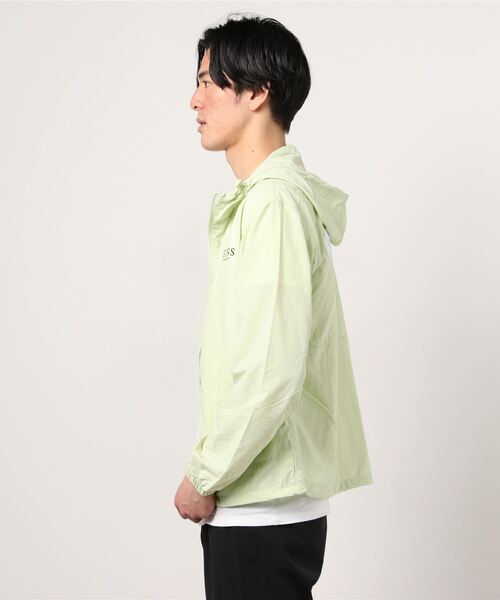 Guess(ゲス)の「Logo Nylon Jacket(ナイロンジャケット・メンズ・グリーン/ブラック/ライトブルー・SMALL/X-LARGE/LARGE/MEDIUM)」の10枚目の写真