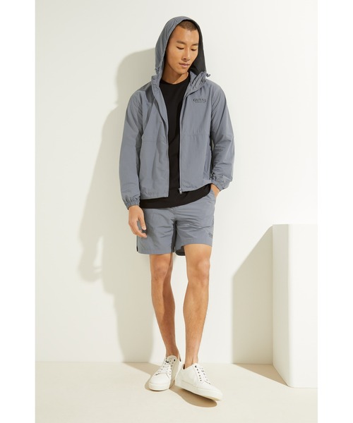 Guess(ゲス)の「Logo Nylon Jacket(ナイロンジャケット・メンズ・グリーン/ブラック/ライトブルー・SMALL/X-LARGE/LARGE/MEDIUM)」の20枚目の写真