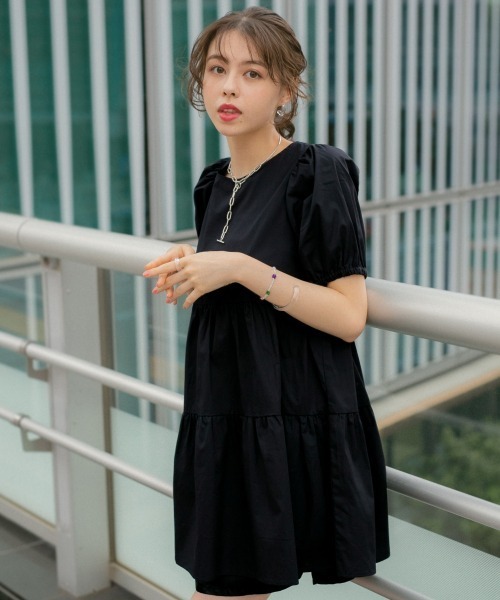 Me%（ミィパーセント）の「バックリボンティアードハンソデワンピース（ワンピース・レディース・ホワイト/ブラック/サックスブルー・FREE）」の6枚目の写真