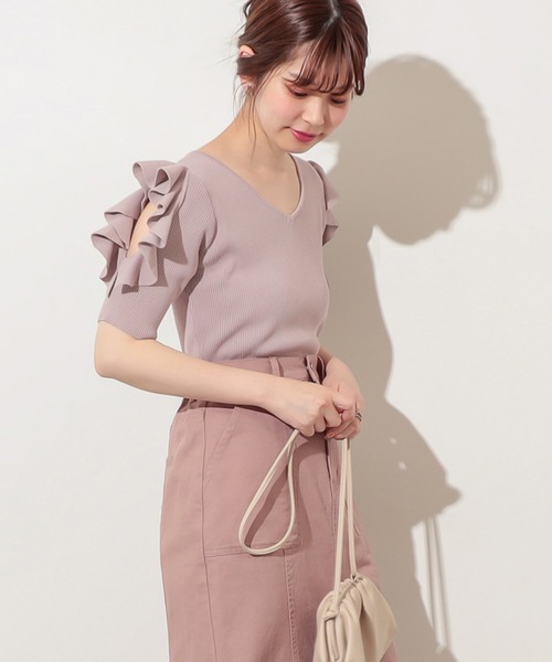 natural couture（ナチュラルクチュール）の「ラッフルスリーブニット（ニット/セーター・レディース・ピンクベージュ/サックスブルー/ブラック/オフホワイト・FREE）」の16枚目の写真