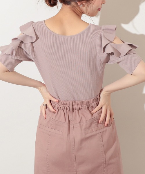 natural couture（ナチュラルクチュール）の「ラッフルスリーブニット（ニット/セーター・レディース・ピンクベージュ/サックスブルー/ブラック/オフホワイト・FREE）」の18枚目の写真