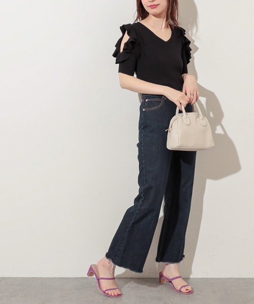 natural couture（ナチュラルクチュール）の「ラッフルスリーブニット（ニット/セーター・レディース・ピンクベージュ/サックスブルー/ブラック/オフホワイト・FREE）」の11枚目の写真