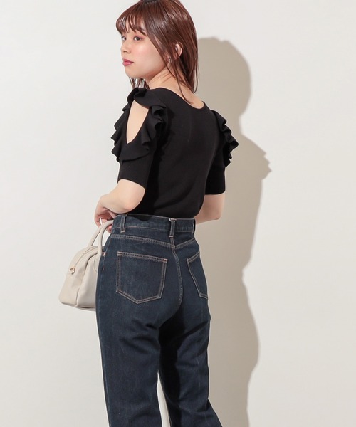 natural couture（ナチュラルクチュール）の「ラッフルスリーブニット（ニット/セーター・レディース・ピンクベージュ/サックスブルー/ブラック/オフホワイト・FREE）」の10枚目の写真