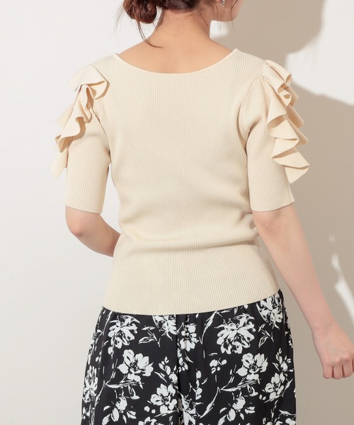 natural couture（ナチュラルクチュール）の「ラッフルスリーブニット（ニット/セーター・レディース・ピンクベージュ/サックスブルー/ブラック/オフホワイト・FREE）」の22枚目の写真