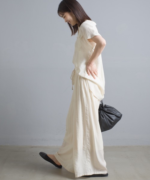 OMNES Another Edition（オムネス アナザーエディション）の「シルクタッチフラップポケットスキッパープルオーバー（シャツ/ブラウス・レディース・ブラック/イエロー/アイボリー/ラベンダー・FREE）」の13枚目の写真