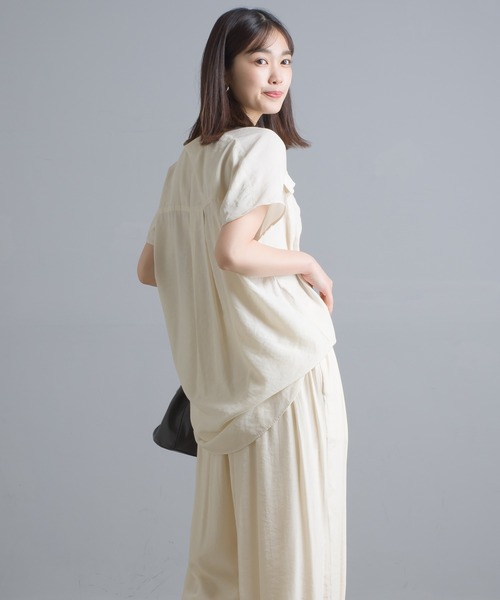 OMNES Another Edition（オムネス アナザーエディション）の「シルクタッチフラップポケットスキッパープルオーバー（シャツ/ブラウス・レディース・ブラック/イエロー/アイボリー/ラベンダー・FREE）」の9枚目の写真