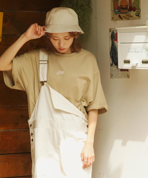 Piko（ピコ）の「【WEB限定】【別注】【PIKO】ビキニ サマーガール イージーケア 高密度ビッグシルエットイラストTシャツ（Tシャツ/カットソー・レディース・グリーン/ブルー/ホワイト/ブラック/ネイビー/ベージュ/ピンク・MEDIUM/LARGE）」の22枚目の写真