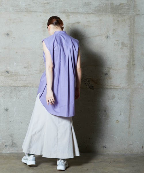 lautreamont BLEUBLANC(ロートレアモンブルーブラン)の「<lautreamont BLEUBLANC>ノースリーブロングシャツ(シャツ/ブラウス・レディース・パープル/ブラウン/キャメル・9号)」の20枚目の写真