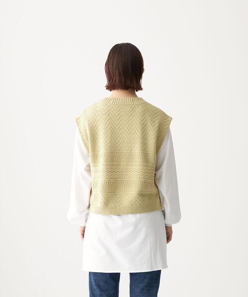 CITEN（シテン）の「＜CITEN（シテン）＞ ソフトタッチ ケーブル ショート ベスト（ベスト・レディース・ベージュ/オフホワイト・FREE）」の7枚目の写真