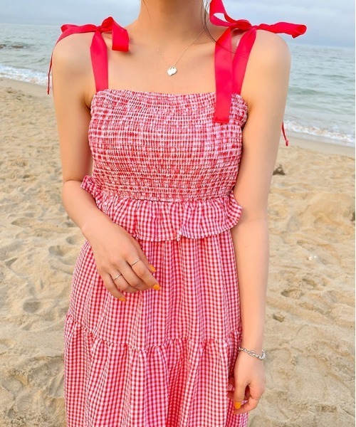 chuu（チュー）の「CHUU チェックリボンティアードワンピース（ワンピース・レディース・ブラック/レッド・FREE）」の2枚目の写真