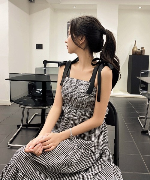 chuu（チュー）の「CHUU チェックリボンティアードワンピース（ワンピース・レディース・ブラック/レッド・FREE）」の8枚目の写真