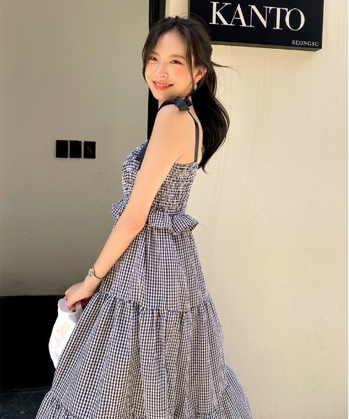 chuu（チュー）の「CHUU チェックリボンティアードワンピース（ワンピース・レディース・ブラック/レッド・FREE）」の6枚目の写真