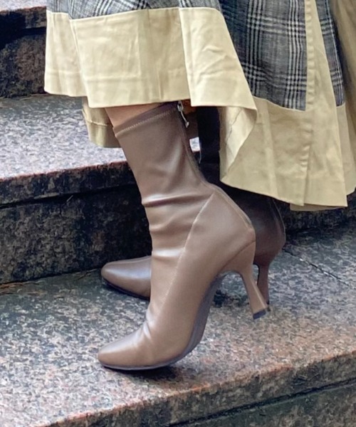 VIVIAN（ヴィヴィアン）の「スクエアトゥバックファスナーストレッチショートブーツ（ブーツ・レディース・ヘザーチャコール/ホワイト系その他5/ブラック系その他2/ブラック系その他3/ブラウン系その他5・LL/S/M/L）」の4枚目の写真