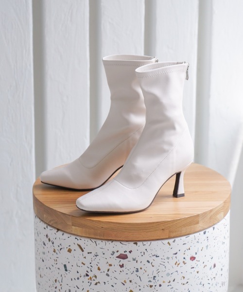 VIVIAN（ヴィヴィアン）の「スクエアトゥバックファスナーストレッチショートブーツ（ブーツ・レディース・ヘザーチャコール/ホワイト系その他5/ブラック系その他2/ブラック系その他3/ブラウン系その他5・LL/S/M/L）」の6枚目の写真