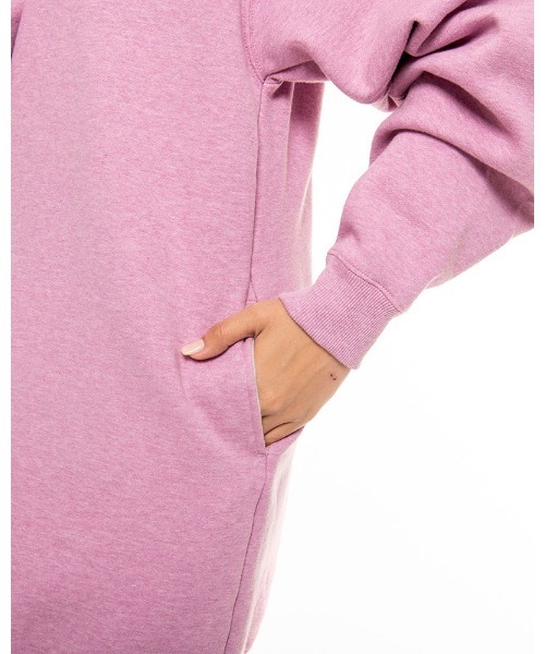 BILLABONG(ビラボン)の「BILLABONG レディース 【COASTAL LOVE LETTERS】 ARCH SURF SWEAT ONE スウェットワンピース 【2021年秋冬モデル】/ビラボンスウェット裏起毛ワンピース(ワンピース・レディース・ブラック/オフホワイト/ピンク系その他・MEDIUM/LARGE)」の7枚目の写真