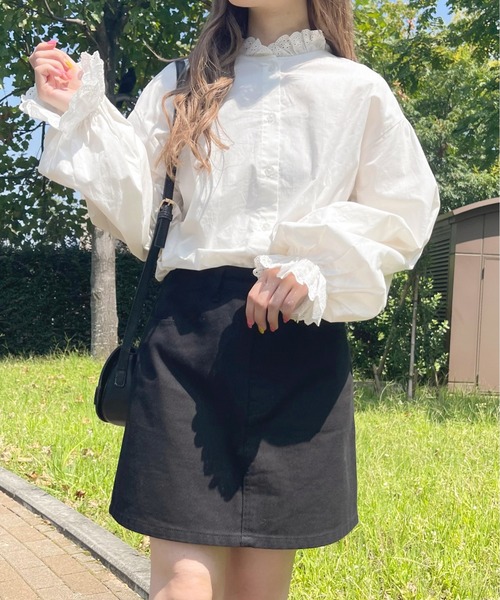 apres jour（アプレジュール）の「コットンレースフリルブラウス【ZOZOTOWN限定アイテム】（シャツ/ブラウス・レディース・オフホワイト・フリー/X-LARGE）」の3枚目の写真