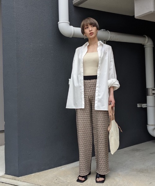 y/m by misato（イムバイミサト）の「ジオメトリックパターンジャガードパンツ（その他パンツ・レディース・ベージュ/ブラック・FREE）」の18枚目の写真