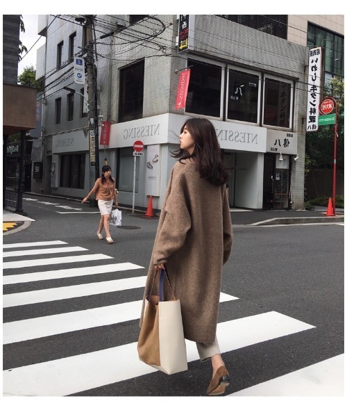 Ritzy(リッツィー)の「大人シルエット ゆる感 ロング丈 カーディガン(カーディガン/ボレロ・レディース・オフホワイト/モカ/コーラルピンク・FREE)」の9枚目の写真