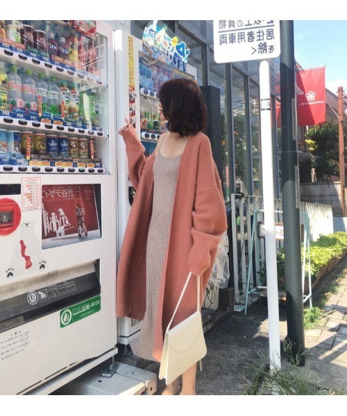 Ritzy(リッツィー)の「大人シルエット ゆる感 ロング丈 カーディガン(カーディガン/ボレロ・レディース・オフホワイト/モカ/コーラルピンク・FREE)」の8枚目の写真