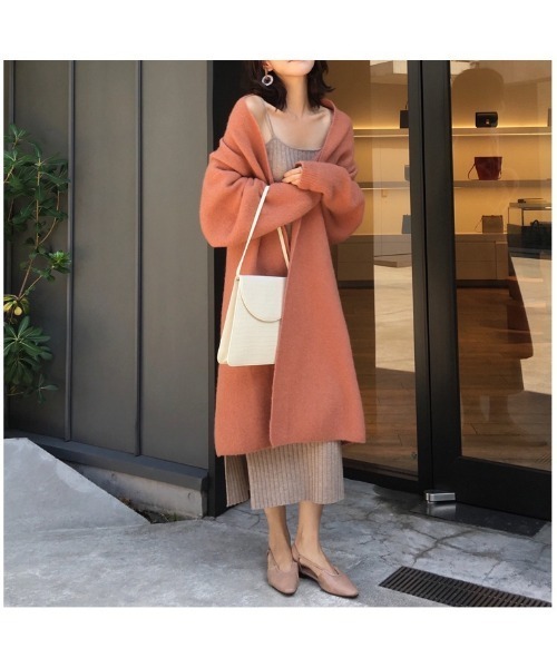 Ritzy(リッツィー)の「大人シルエット ゆる感 ロング丈 カーディガン(カーディガン/ボレロ・レディース・オフホワイト/モカ/コーラルピンク・FREE)」の12枚目の写真