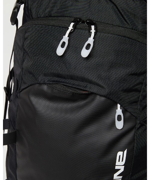 DAKINE(ダカイン)の「DAKINE POACHER 40L バックパック/リュック/ダカインバックパック・リュックサック(バックパック/リュック・メンズ・ブラック・FREE)」の15枚目の写真
